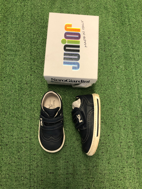 Scarpe Nerogiardini n 23