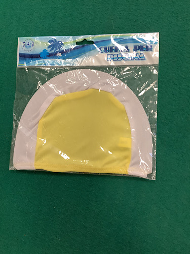 Nuova cuffia per piscina