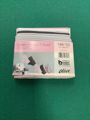 Nuove mutande 11/12 anni 5 pz