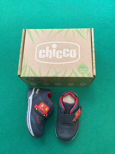 Nuova scarpe chicco n 19
