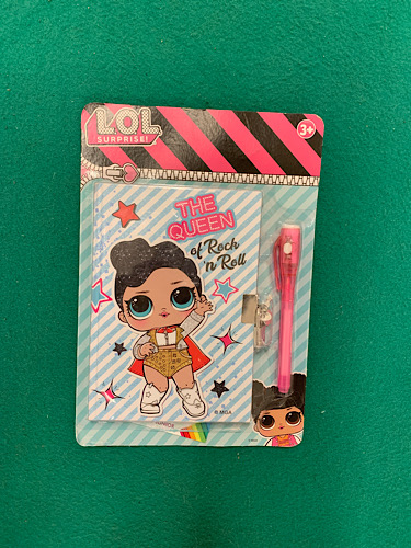 Nuovo diario con penna Lol