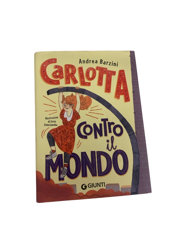 Carlotta contro il mondo