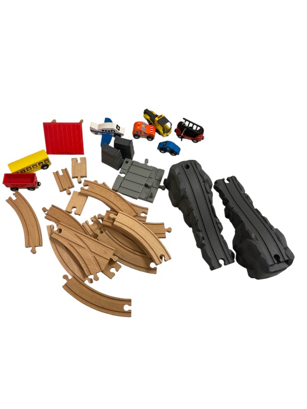 Pista legno con macchinine